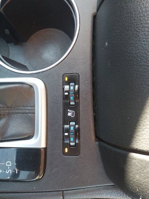 Used 2017 Toyota Highlander Limited AWD/4WD image 22