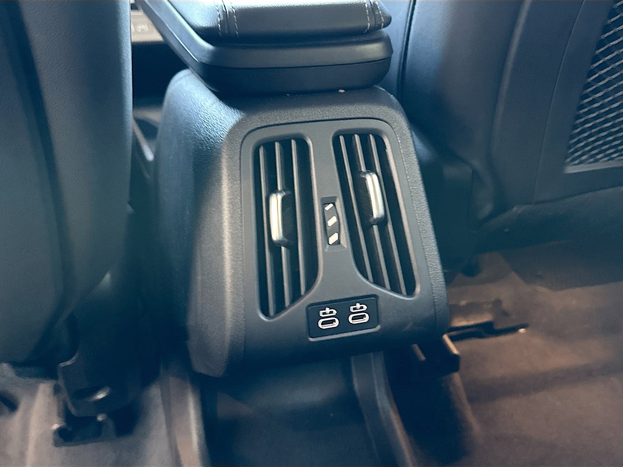 Used 2024 BMW X1 xDrive28i w/ Convenience Package image 24