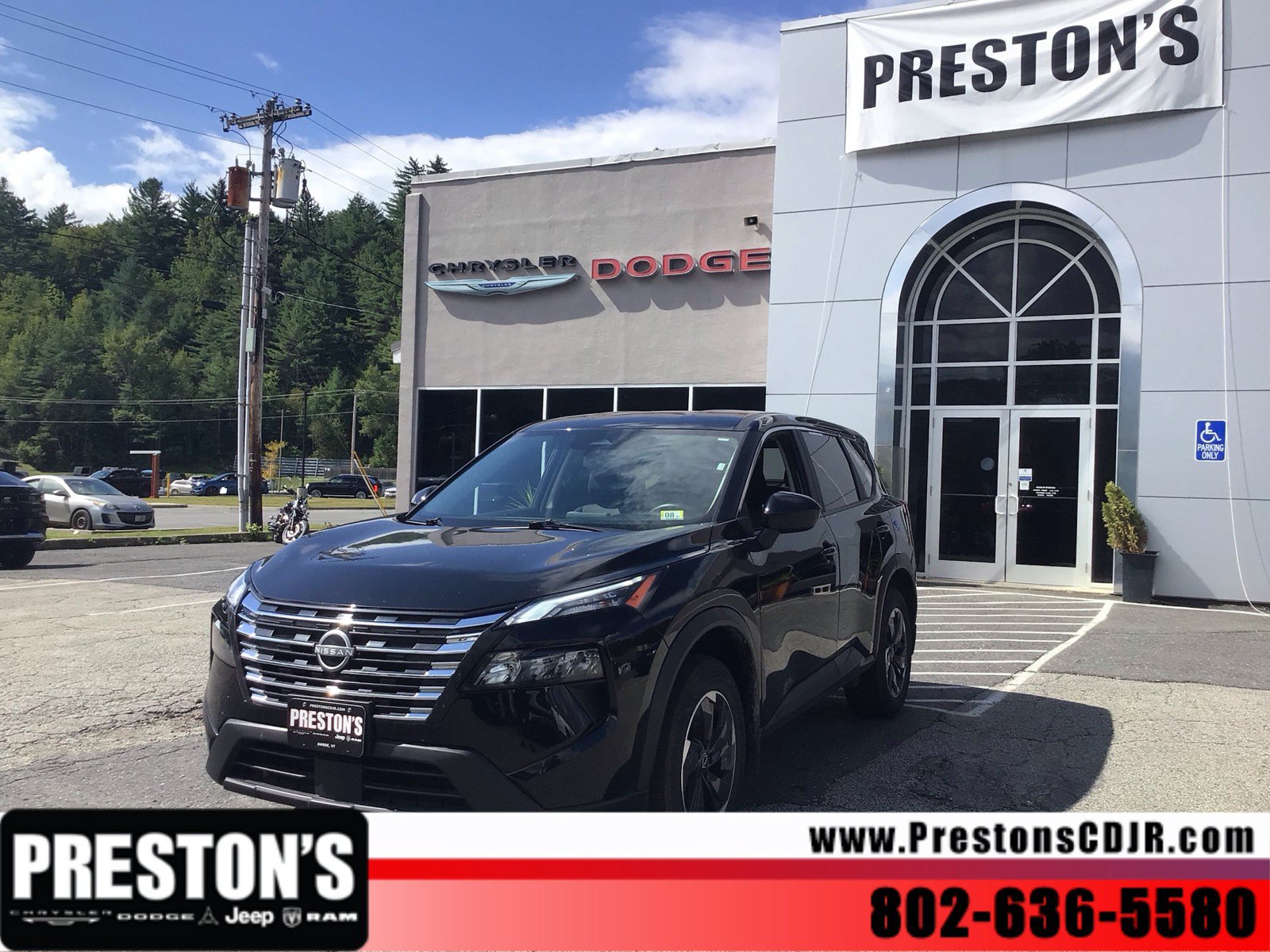 Used 2025 Nissan Rogue SV