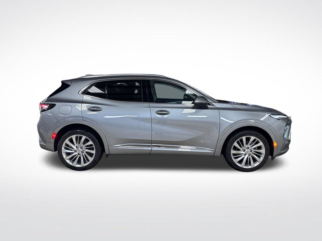 Used 2025 Buick Envision Avenir AWD/4WD image 7