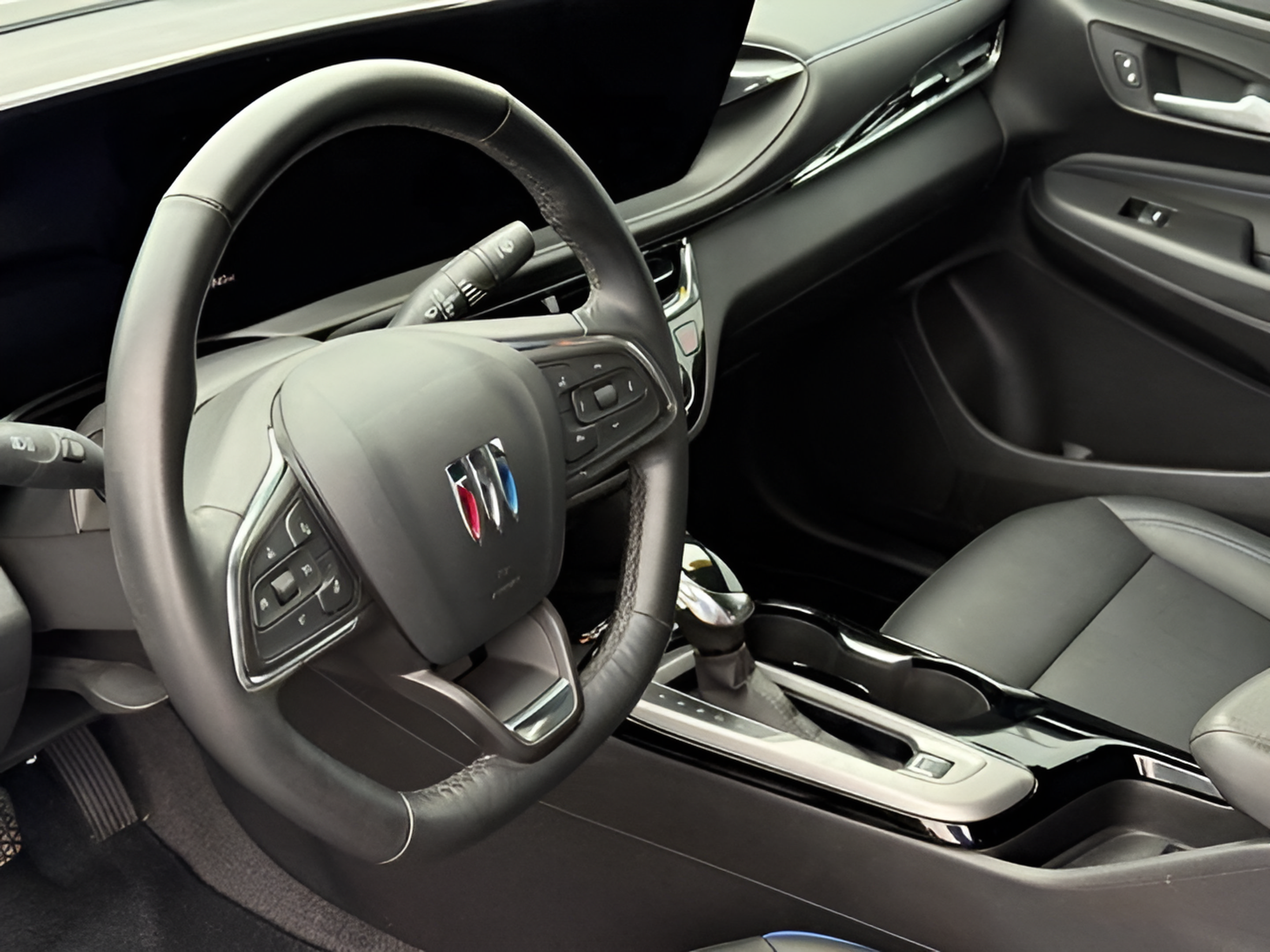 Used 2025 Buick Envista Sport Touring w/ Convenience I Package FWD image 18