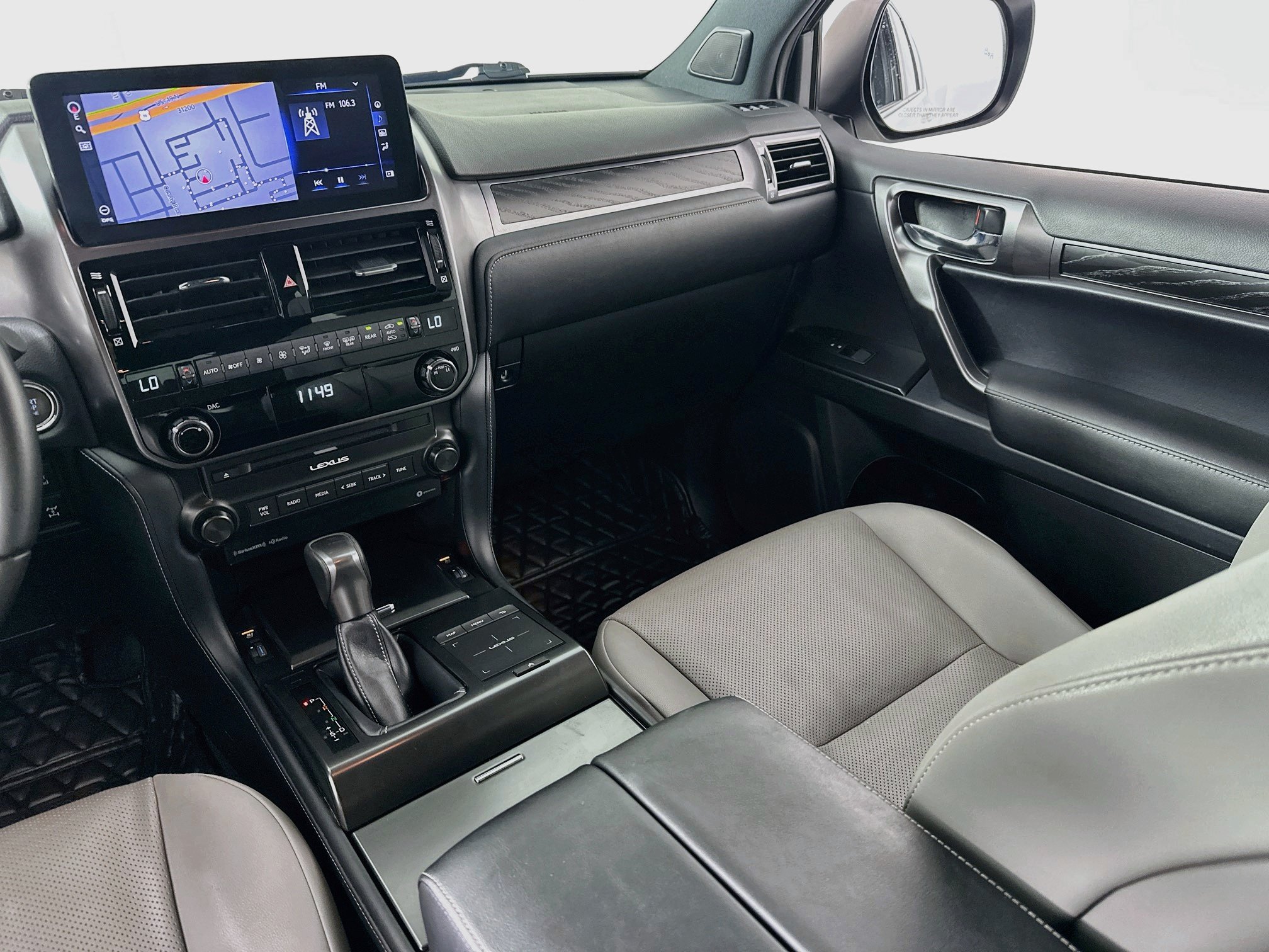 Used 2023 Lexus GX 460 w/ Black Line Special Edition AWD/4WD image 24