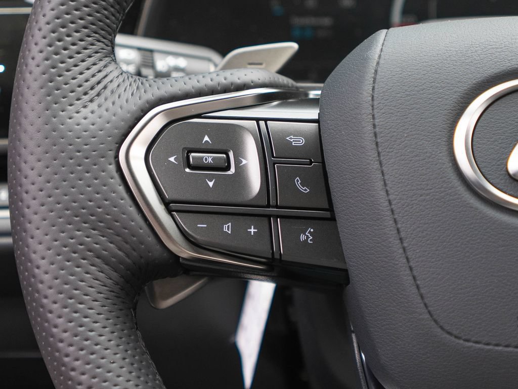 New 2026 Lexus TX 500h AWD image 19