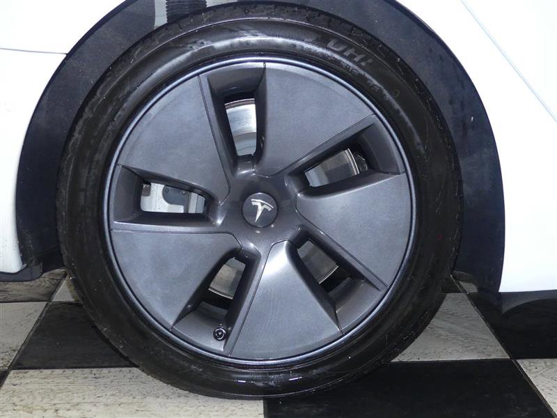 Used 2022 Tesla Model 3 Long Range image 31