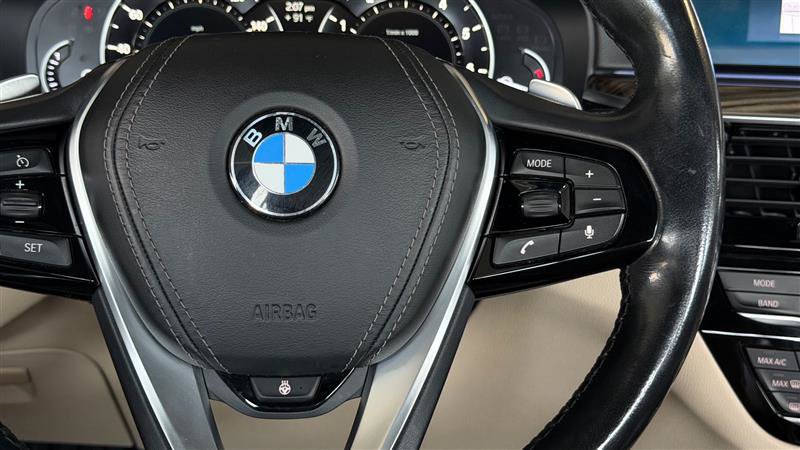 Used 2018 BMW 530i xDrive AWD/4WD image 31