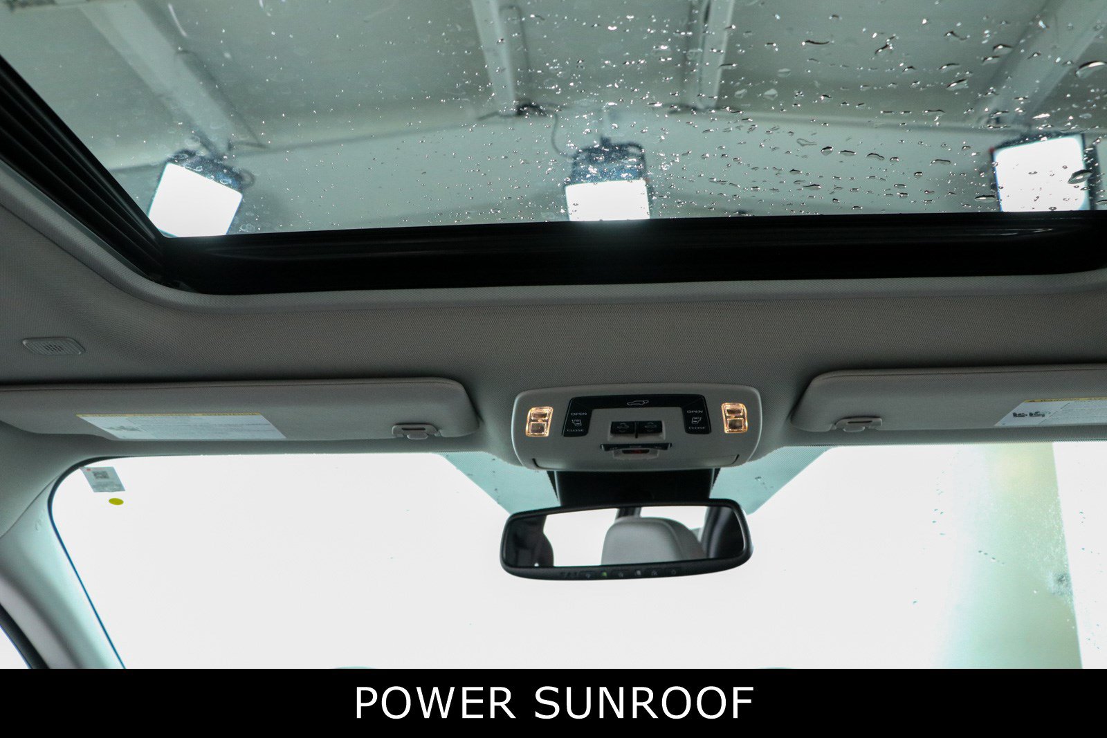 Used 2026 Toyota Sienna XLE AWD/4WD image 21