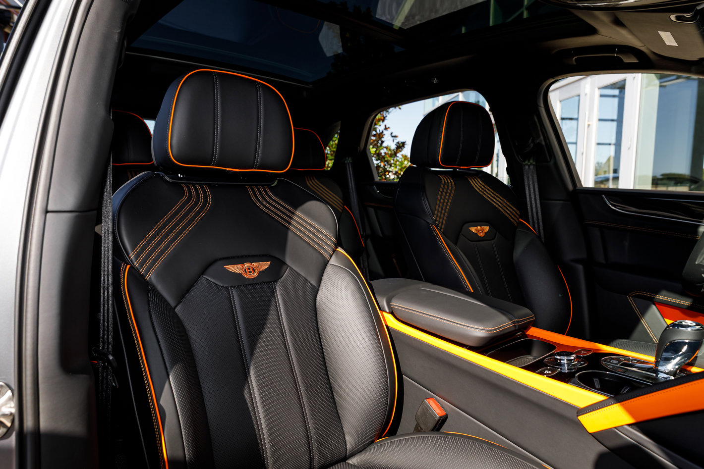 New 2025 Bentley Bentayga image 33