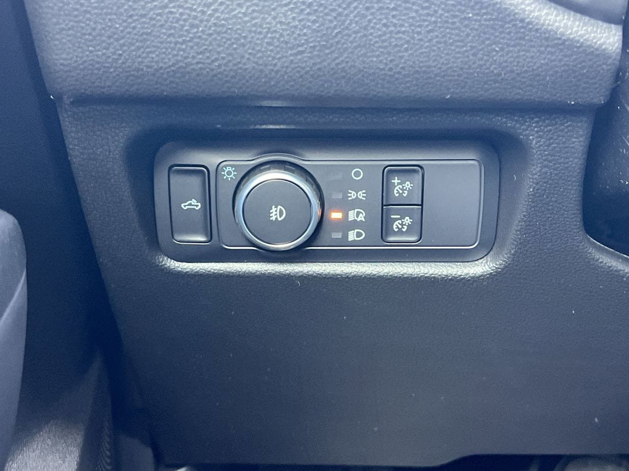 New 2025 Ford Ranger XLT w/ Technology Package RWD image 13