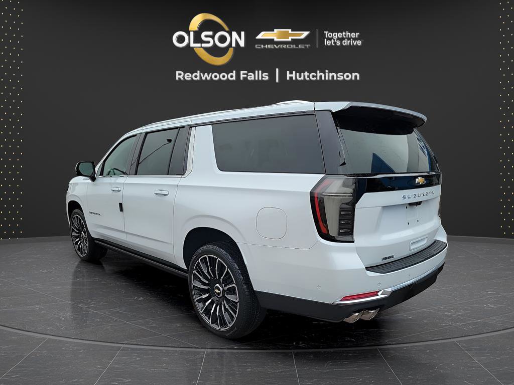 New 2026 Chevrolet Suburban High Country image 3