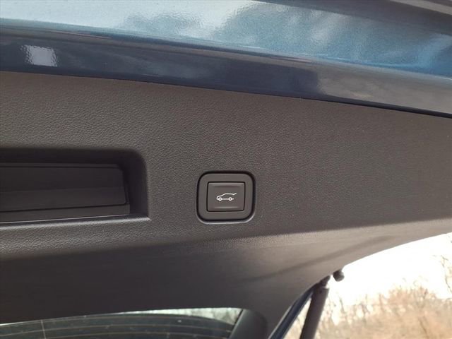 New 2026 Chevrolet Traverse LT w/ Midnight/Sport Edition image 27