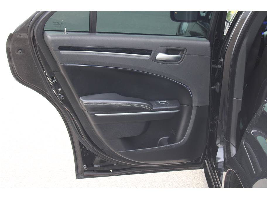 Used 2021 Chrysler 300 S RWD image 11