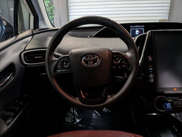 Used 2020 Toyota Prius Prime Limited image 14