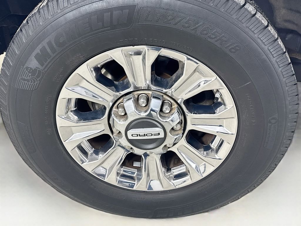 Used 2017 Ford F250 Lariat w/ Chrome Package image 39