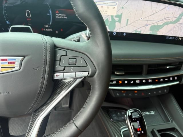 Used 2025 Cadillac CT5 V w/ Platinum Package AWD/4WD image 32