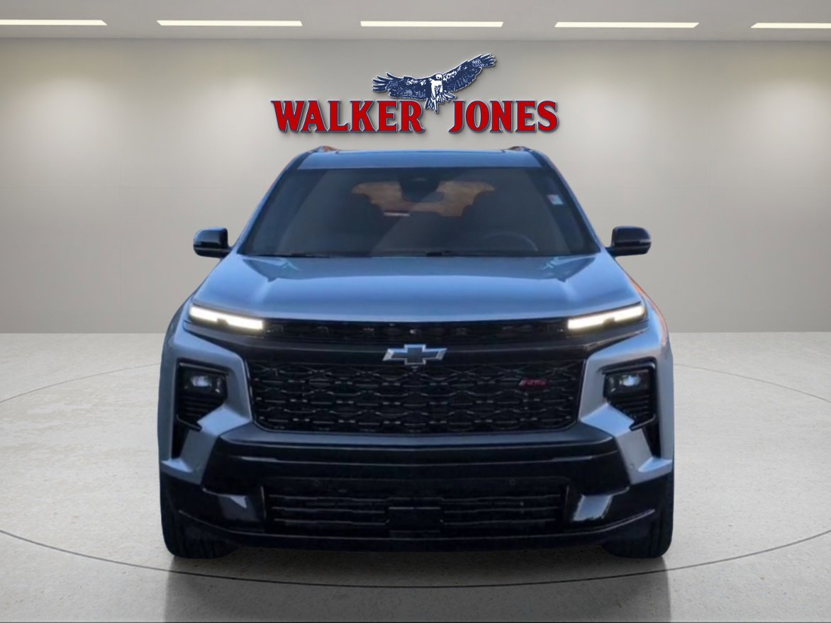 Used 2026 Chevrolet Traverse RS FWD image 8