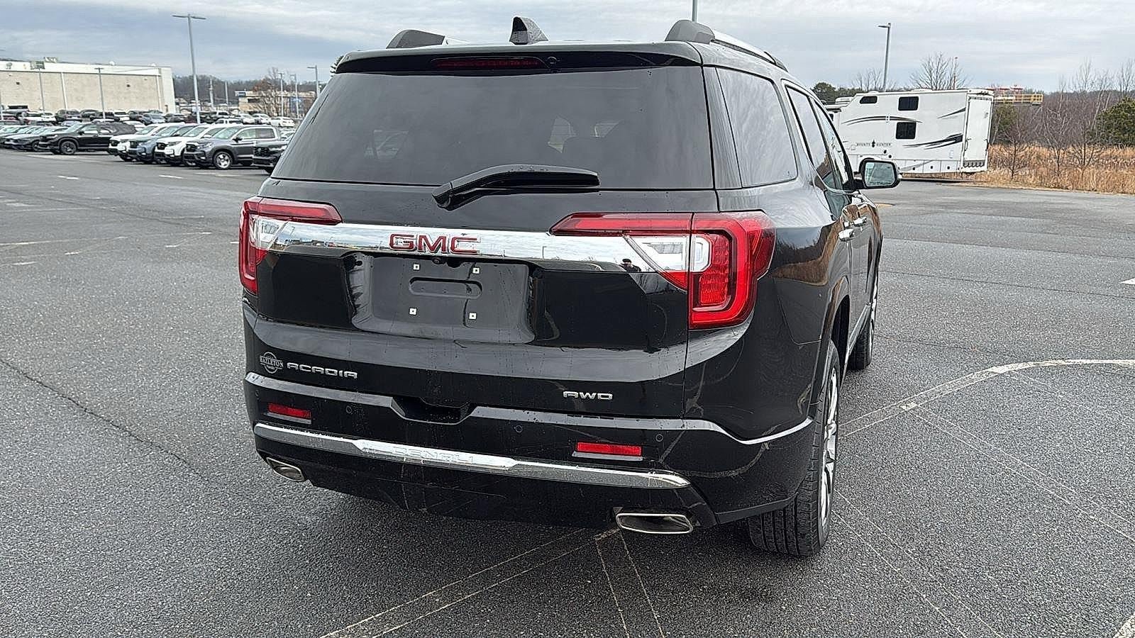 Used 2022 GMC Acadia Denali AWD/4WD image 7