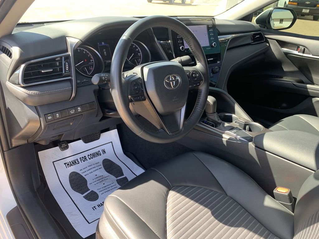 Used 2024 Toyota Camry SE FWD image 8