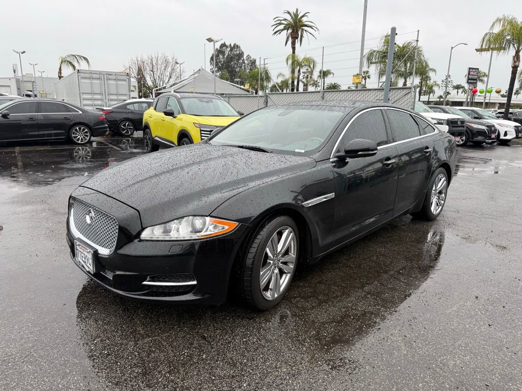 Used 2011 Jaguar XJ image 1