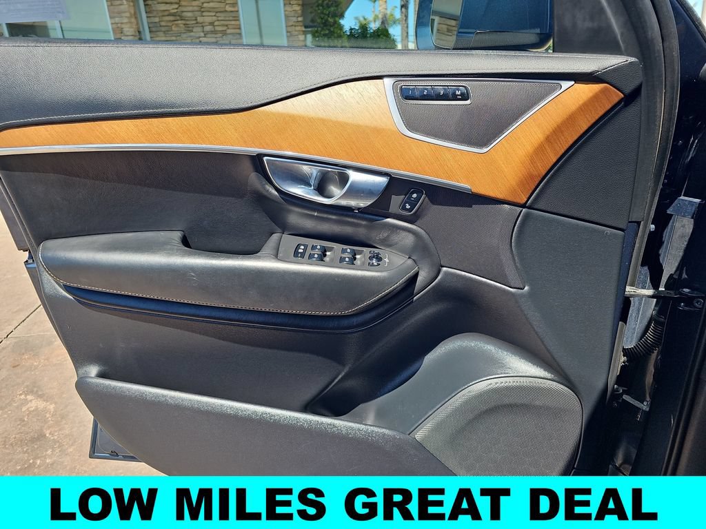 Used 2018 Volvo XC90 T8 Inscription w/ Convenience Package AWD/4WD image 29