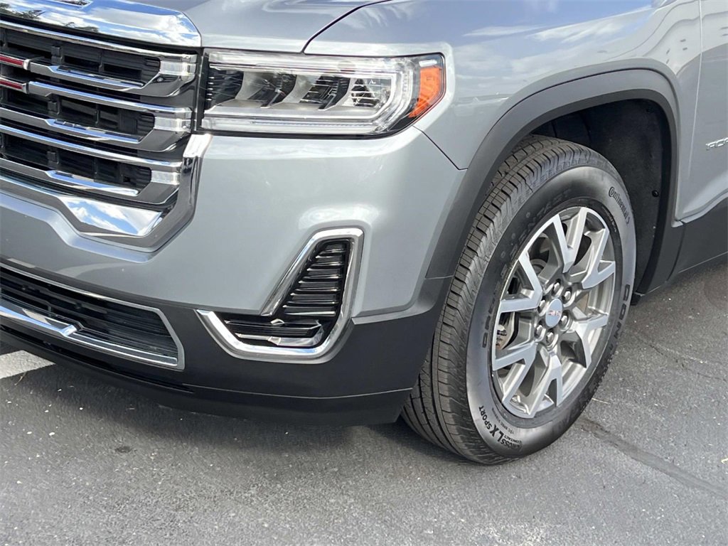 Certified 2023 GMC Acadia SLE w/ Driver Convenience Package image 8