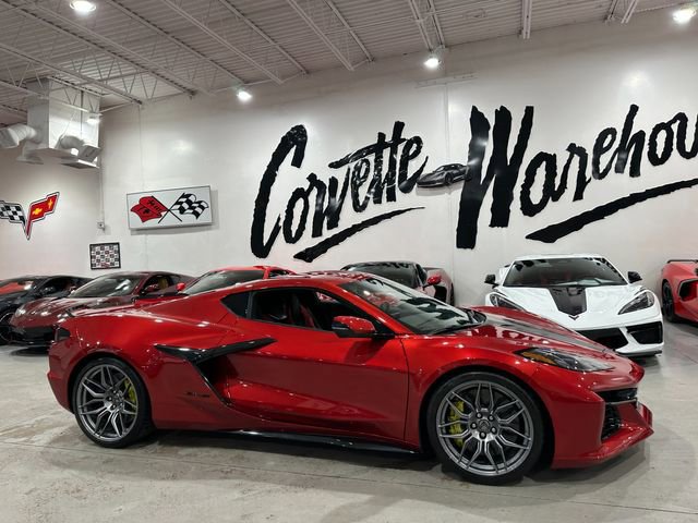 Used 2024 Chevrolet Corvette Z06 RWD image 27