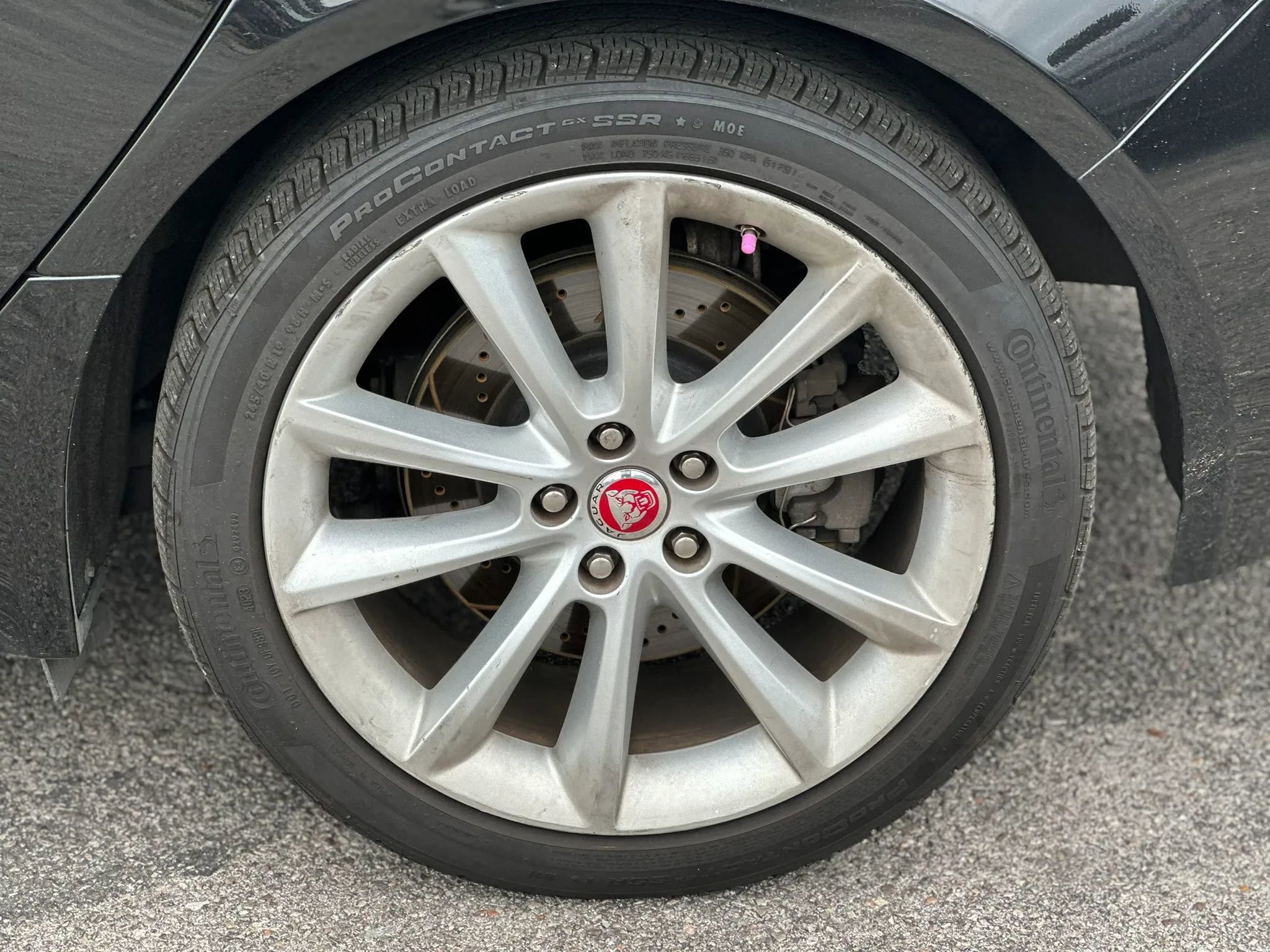 Used 2017 Jaguar XF R-Sport AWD/4WD image 26