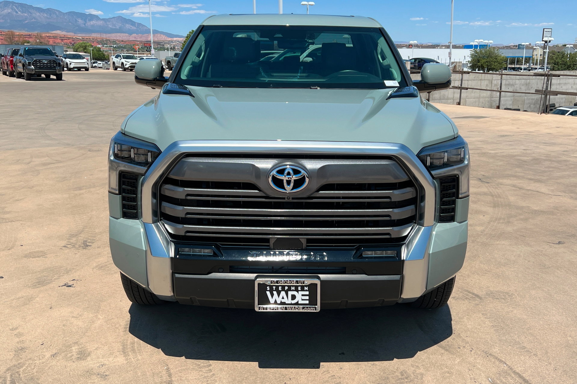 Used 2024 Toyota Tundra Limited AWD/4WD image 9