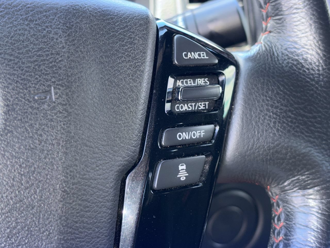 Used 2024 Nissan Frontier Pro-X w/ Pro Convenience Package RWD image 11