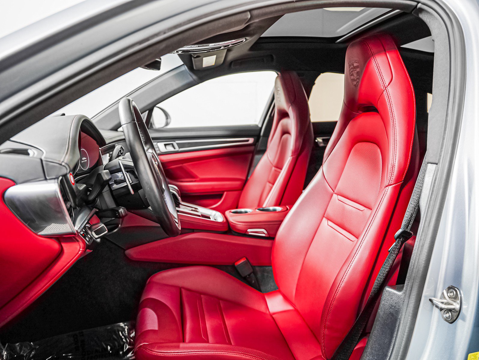 Certified 2023 Porsche Panamera 4 Platinum Edition AWD/4WD image 5