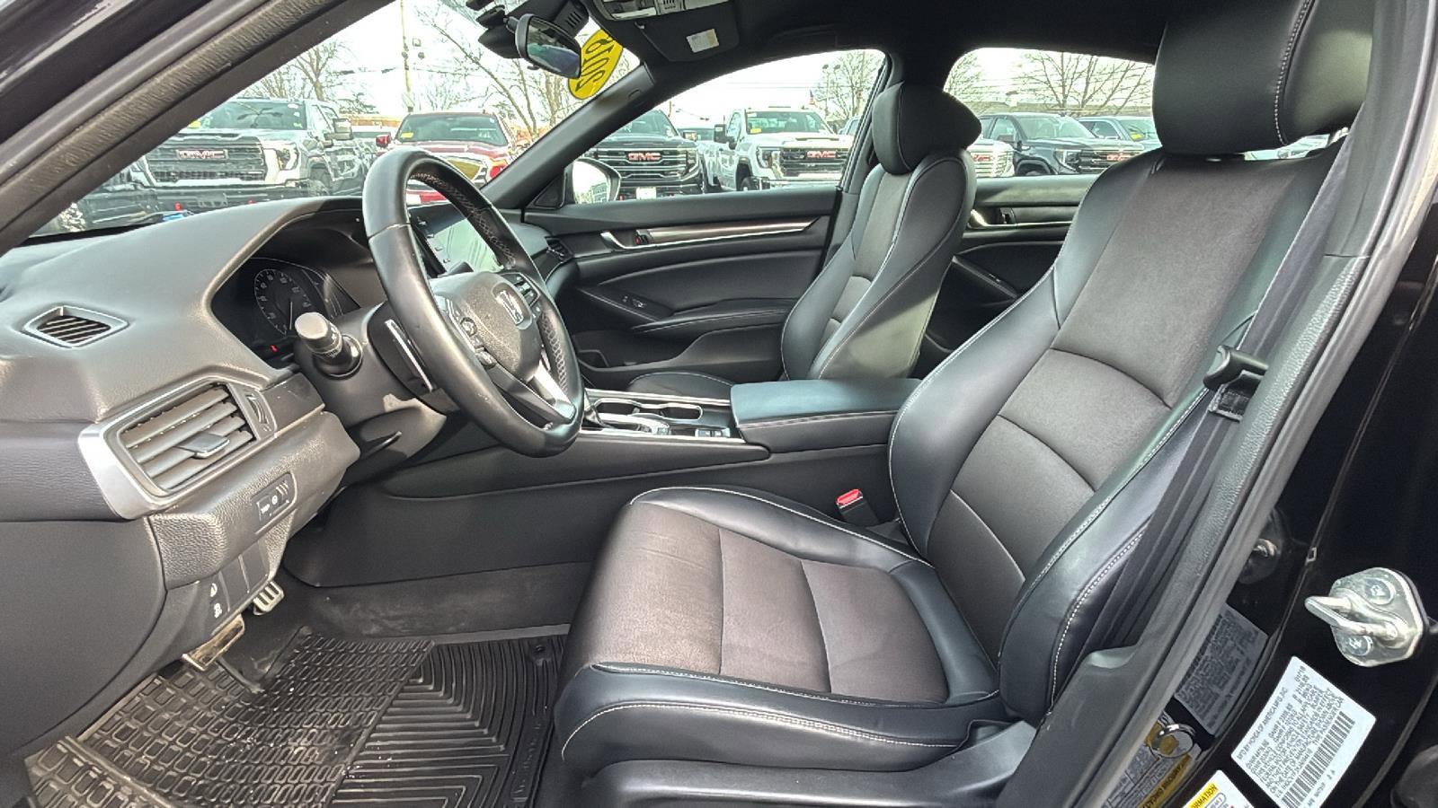 Used 2018 Honda Accord Sport image 20