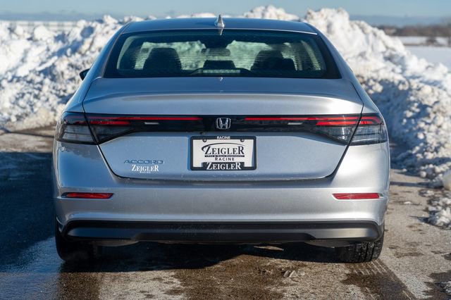 Certified 2025 Honda Accord LX image 6