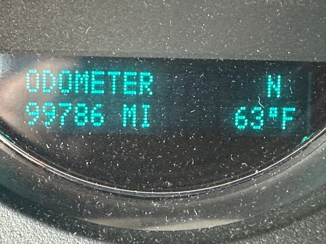 Used 2010 Chevrolet Avalanche LS image 10