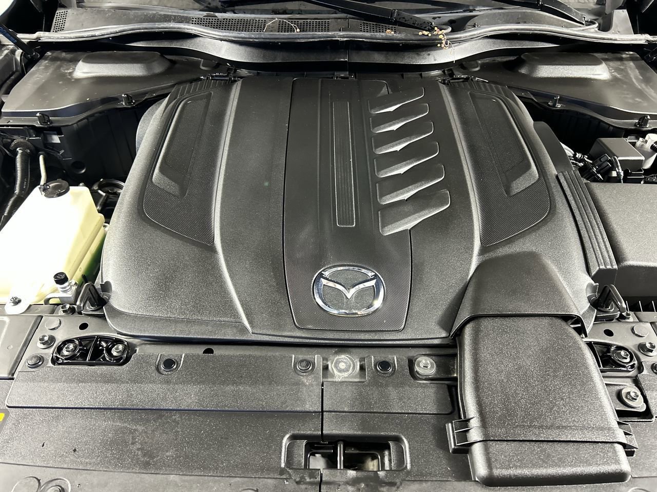 Used 2024 MAZDA CX-90 3.3 Turbo w/ Preferred Plus image 11