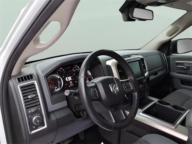 Used 2015 RAM 1500 Outdoorsman image 11