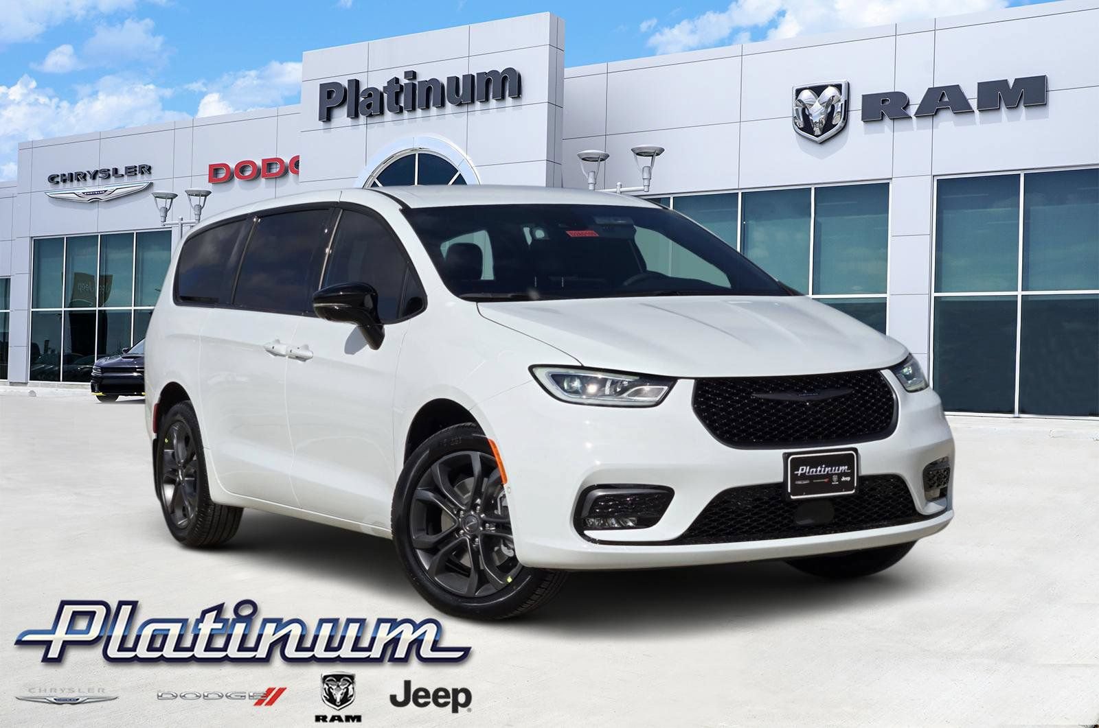 New 2026 Chrysler Pacifica Select AWD/4WD image 1