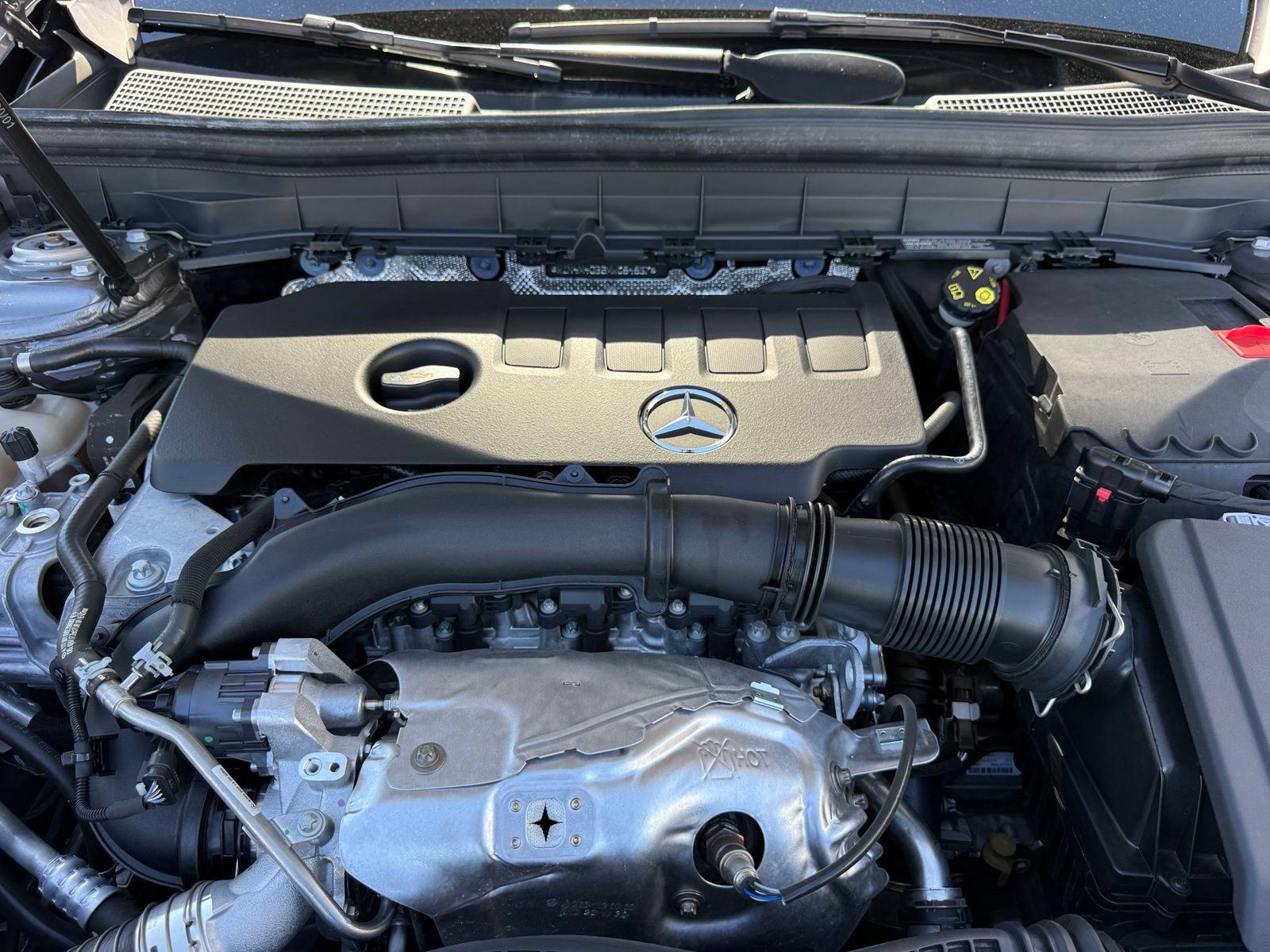 Used 2021 Mercedes-Benz GLB 250 image 39