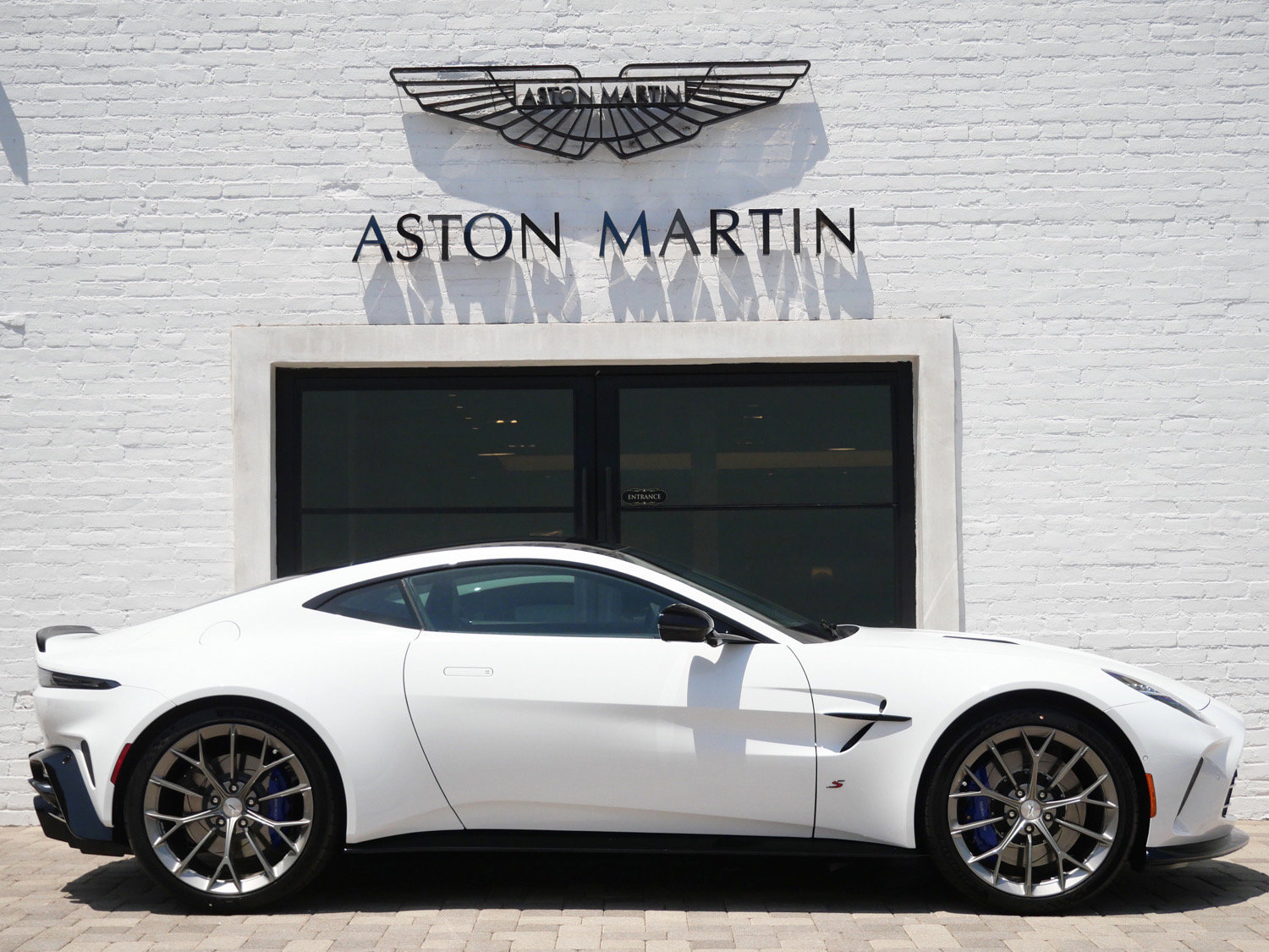 New 2026 Aston Martin V8 Vantage S RWD image 15