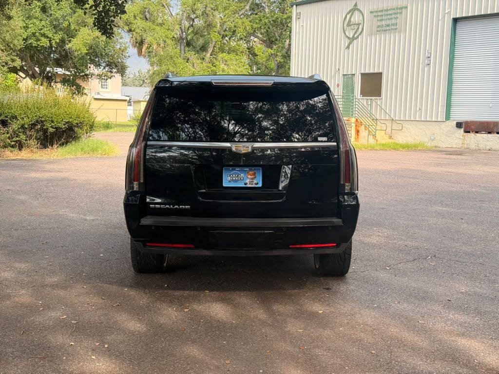 Used 2016 Cadillac Escalade ESV Luxury AWD/4WD image 6