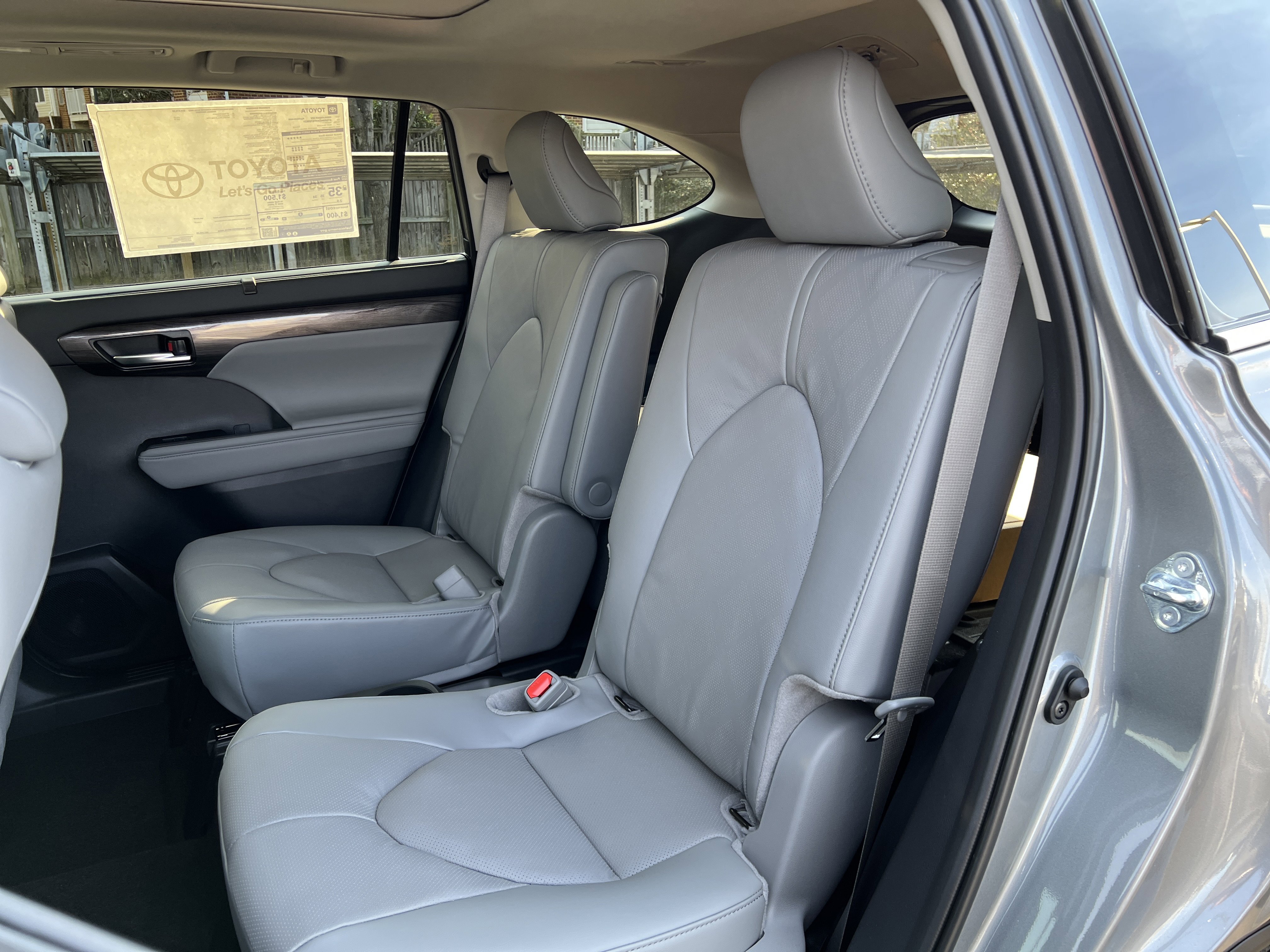 New 2026 Toyota Highlander Platinum image 15