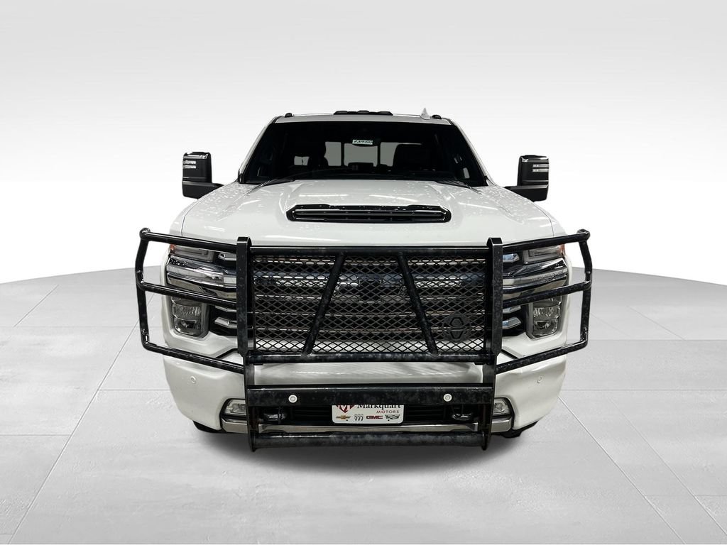 Used 2020 Chevrolet Silverado 3500 High Country w/ Technology Package AWD/4WD image 3