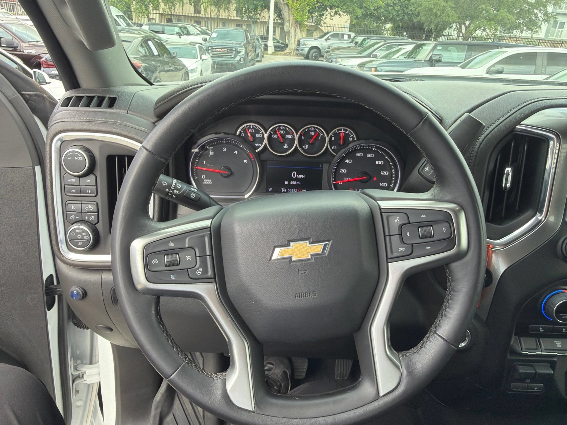 Used 2022 Chevrolet Silverado 3500 LTZ AWD/4WD image 28