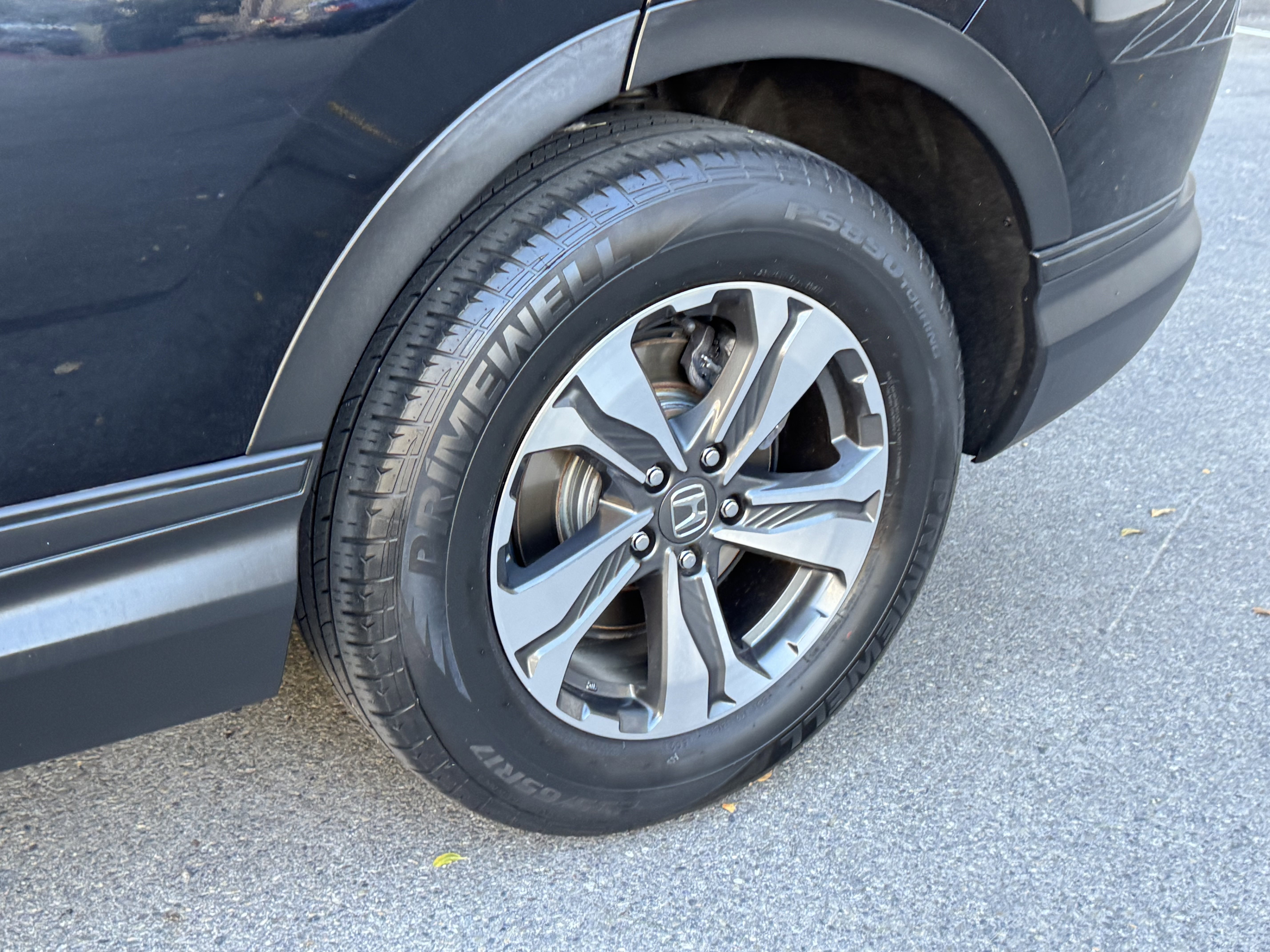 Used 2018 Honda CR-V LX image 14