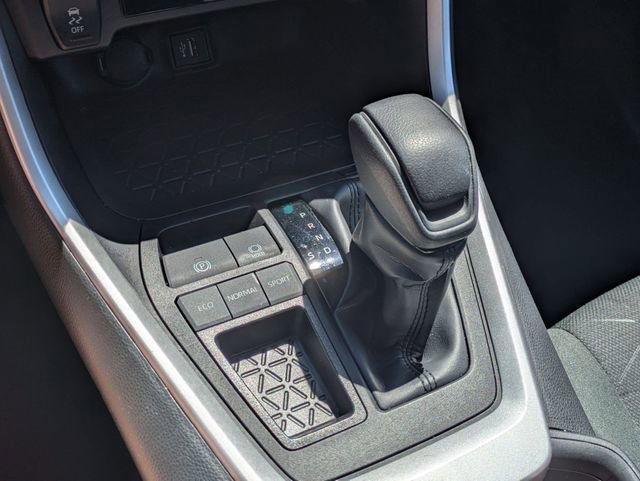 Used 2024 Toyota RAV4 XLE image 21