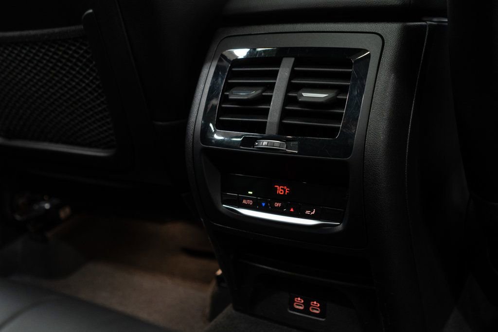 Used 2023 BMW X3 xDrive30i w/ Convenience Package AWD/4WD image 14