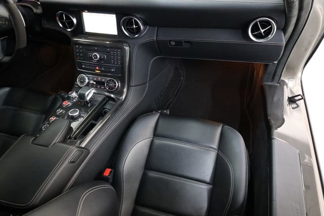 Used 2012 Mercedes-Benz SLS AMG Coupe image 81