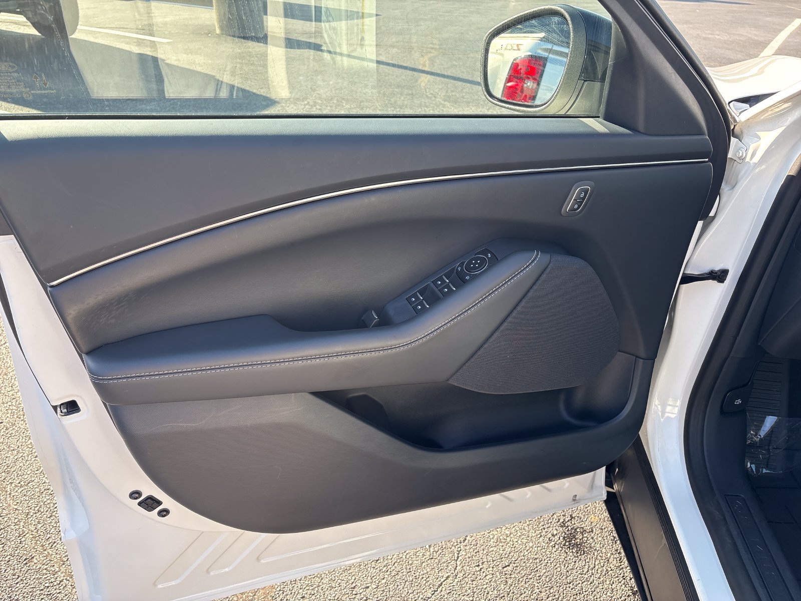 Used 2024 Ford Mustang Mach-E Select RWD image 28