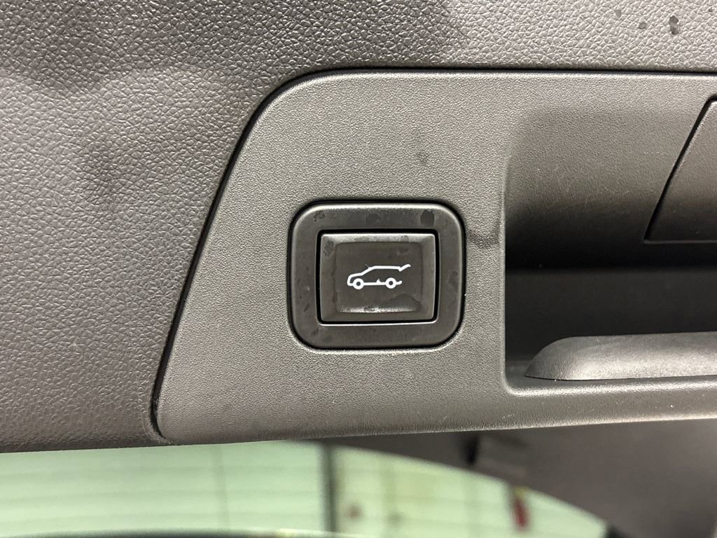 Used 2022 Buick Envision Avenir w/ Technology Package II image 20