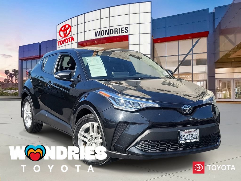 Used 2021 Toyota C-HR LE image 1