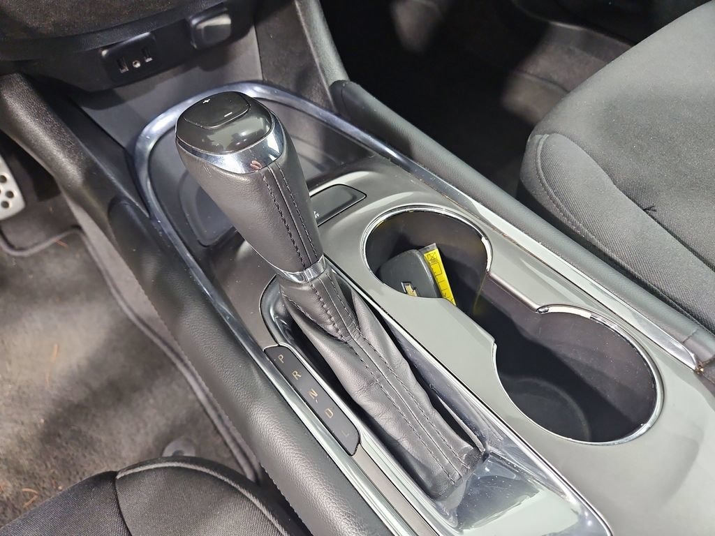 Used 2016 Chevrolet Malibu LT FWD image 25