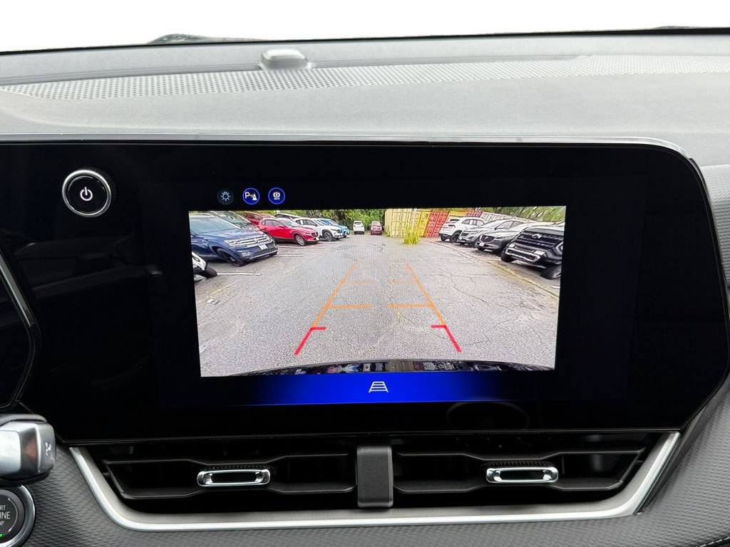 New 2027 Chevrolet Equinox LT w/ Midnight Edition FWD image 15